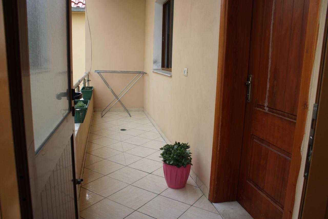 Bledi'S Cozy Apartment 2 In New Blvd Tirana Kültér fotó
